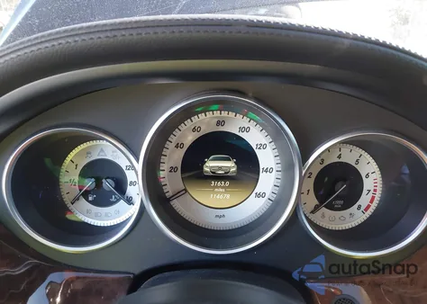 2012 Mercedes-Benz Cls 550 z USA, uszkodzony, nr VIN WDDLJ7DB9CA034277